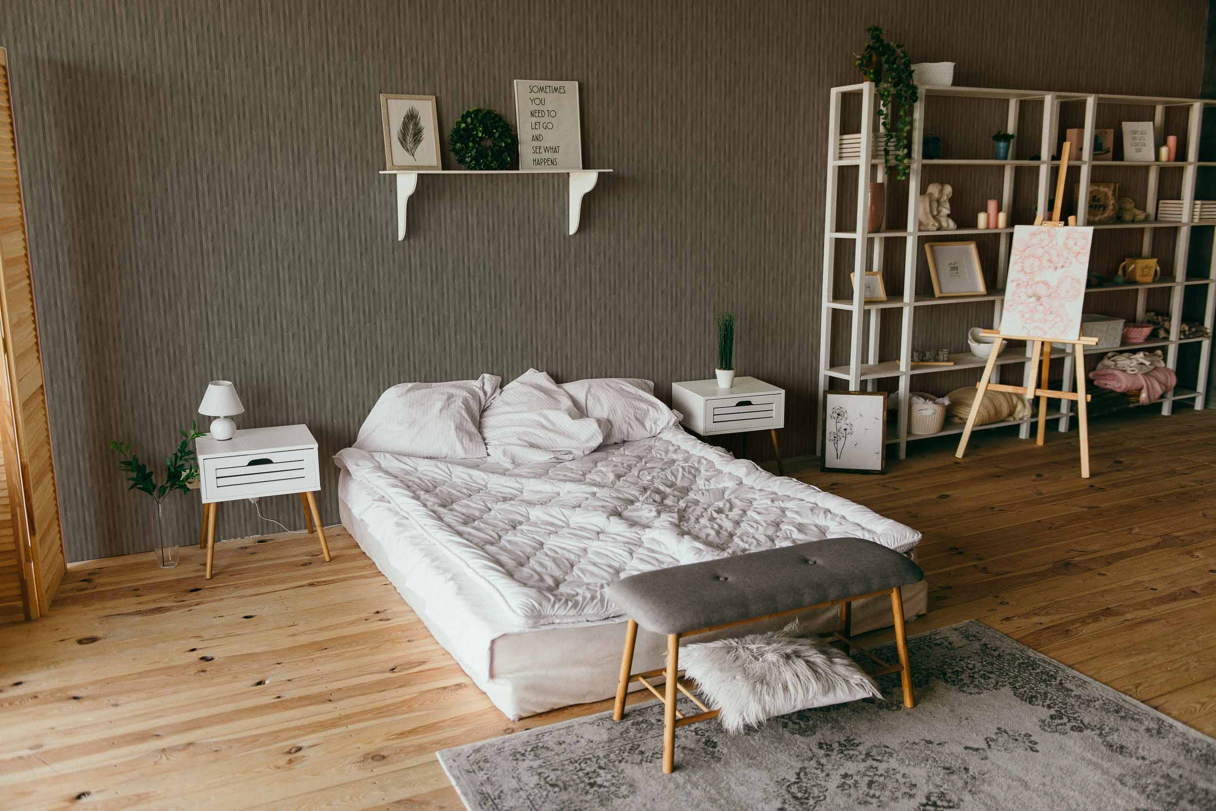 Transforma tu dormitorio con el papel pintado 