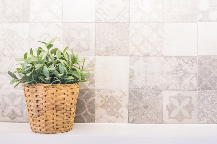 papel adhesivo a prueba de agua